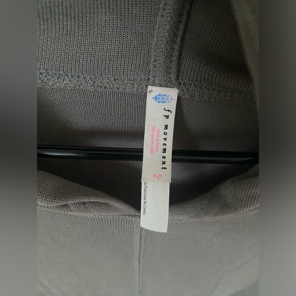 FREE PEOPLE - BACK INTO IT HOODIE - Picture 4 of 6